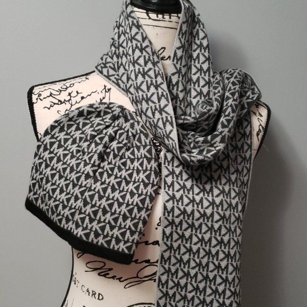 Michael Kors  Logo Scarf and Beanie set